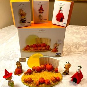 Hallmark Keepsake 40th Anniversary Peanuts Halloween ornament set!